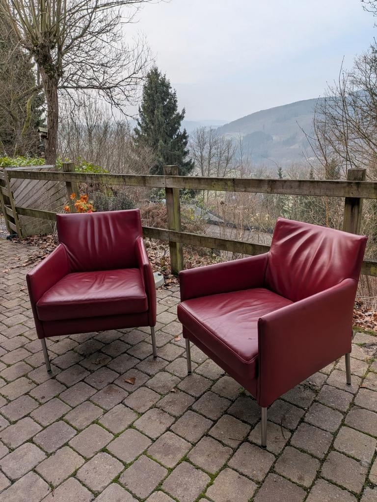 Fauteuil/chaises bien entretenus., Enlèvement