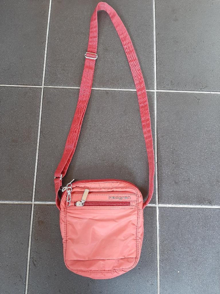 rode Hedgren schoudertas met 4 ritsvakken, Ophalen of Verzenden, Gebruikt, Rood, Overige merken