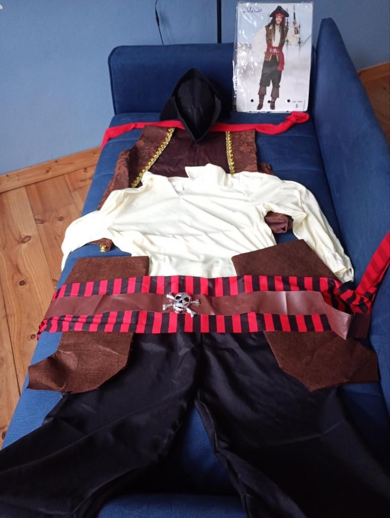 Piraten kostuum heren maat: S, Kleding | Heren, Carnavalskleding en Feestkleding, Nieuw, Kleding, Overige maten, Ophalen of Verzenden