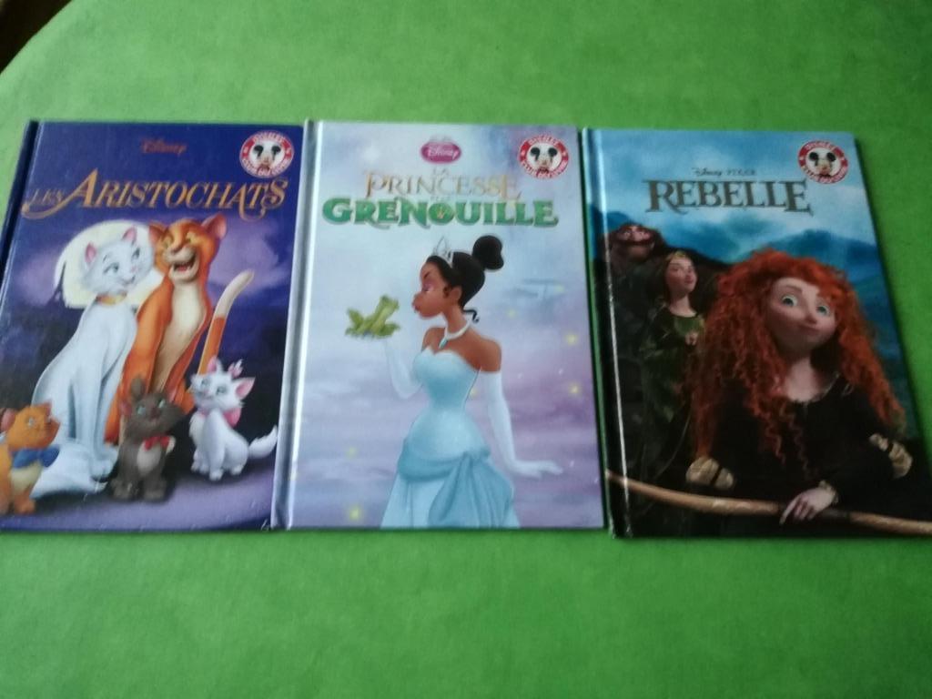 LES ARISTOCHATS + LA PRINCESSE ET LA GRENOUILLE + PIXAR REBE, Collections, Disney, Comme neuf, Autres types, Autres personnages