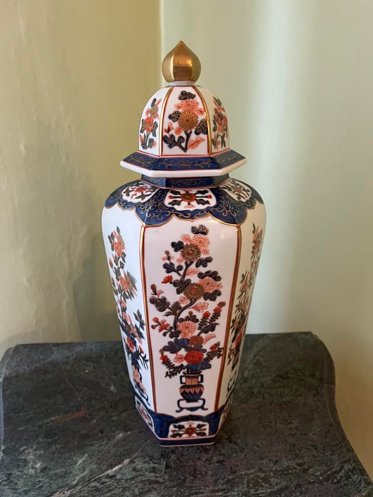 Vase porcelaine, Enlèvement
