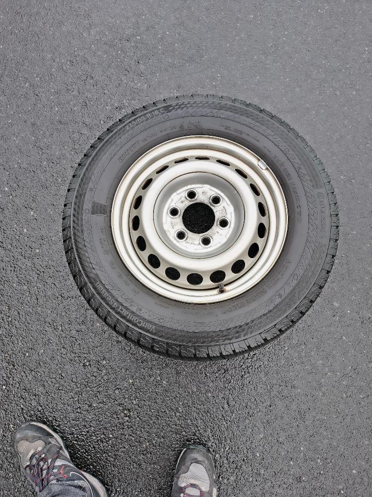 reservewiel sprinter of crafter conti allseason, Auto-onderdelen, Banden en Velgen, Ophalen, Bestelwagen, 16 inch, 235 mm