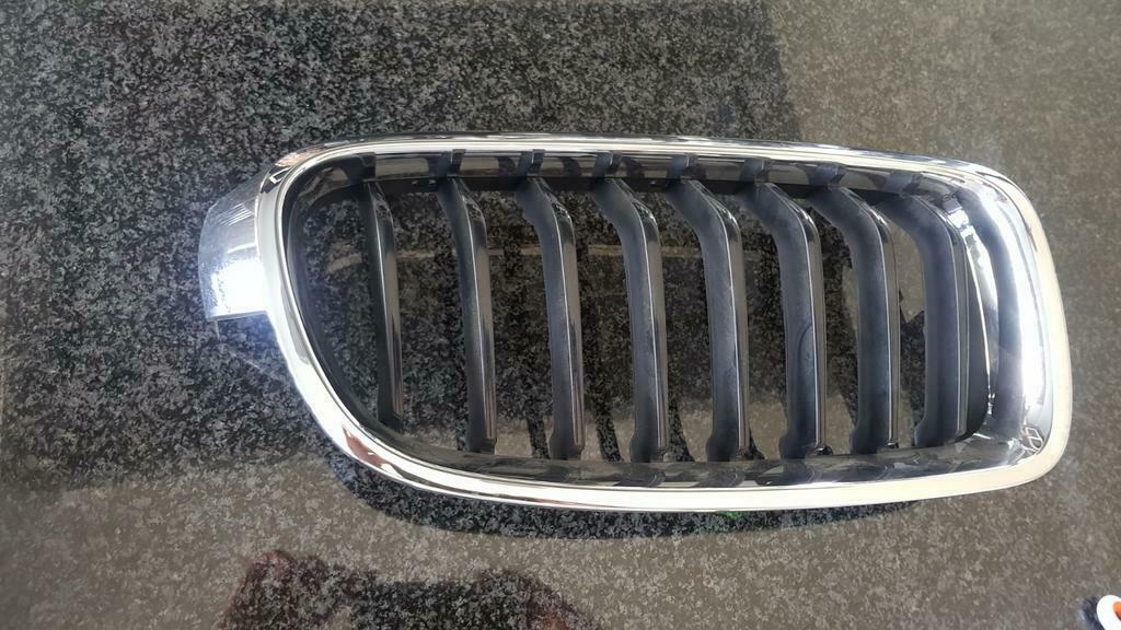 Bmw f30 f31 gril nieren rechts, Auto-onderdelen, Ophalen, Nieuw, Rechts, BMW
