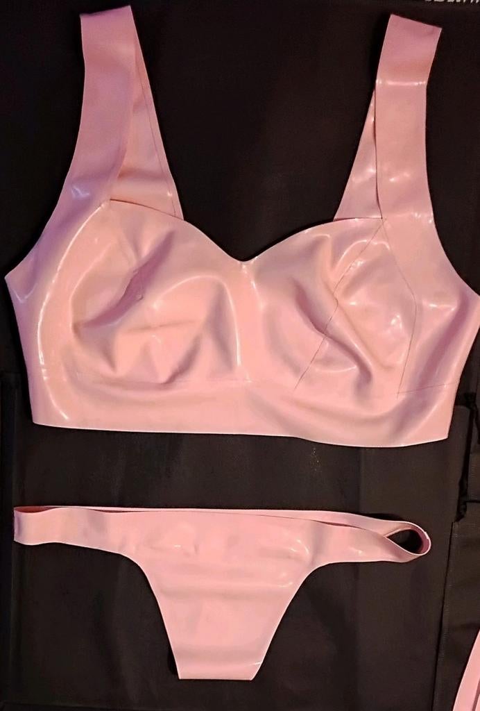 Roze latex top en tanga handmade, Kleding | Dames, Ophalen of Verzenden