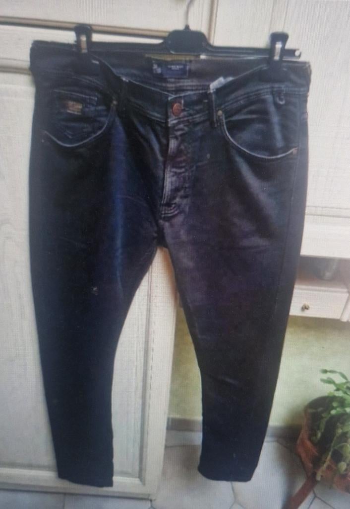 Jeans Zara, Vêtements | Hommes, Jeans, Comme neuf, W33 - W34 (confection 48/50), Noir, Enlèvement ou Envoi