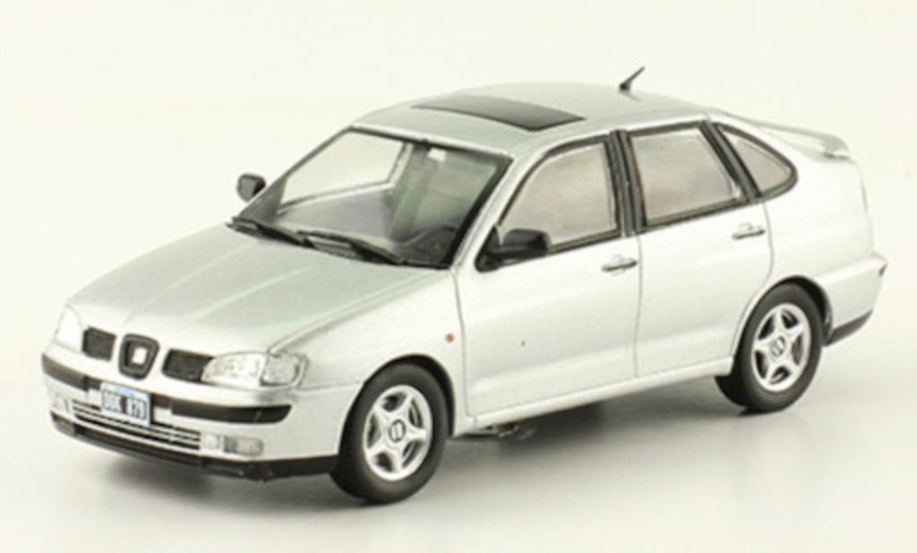 Seat Cordoba, Hobby en Vrije tijd, Modelauto's | Overige schalen, Nieuw, Auto, Verzenden