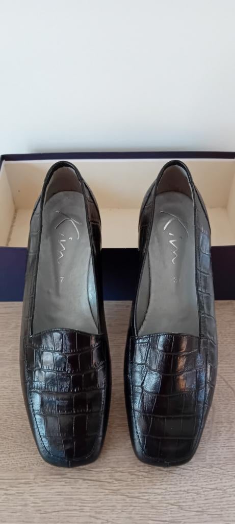 Mocassins noirs vernis pointure 37, Vêtements | Femmes, Neuf, Enlèvement ou Envoi, Kim, Ballerines