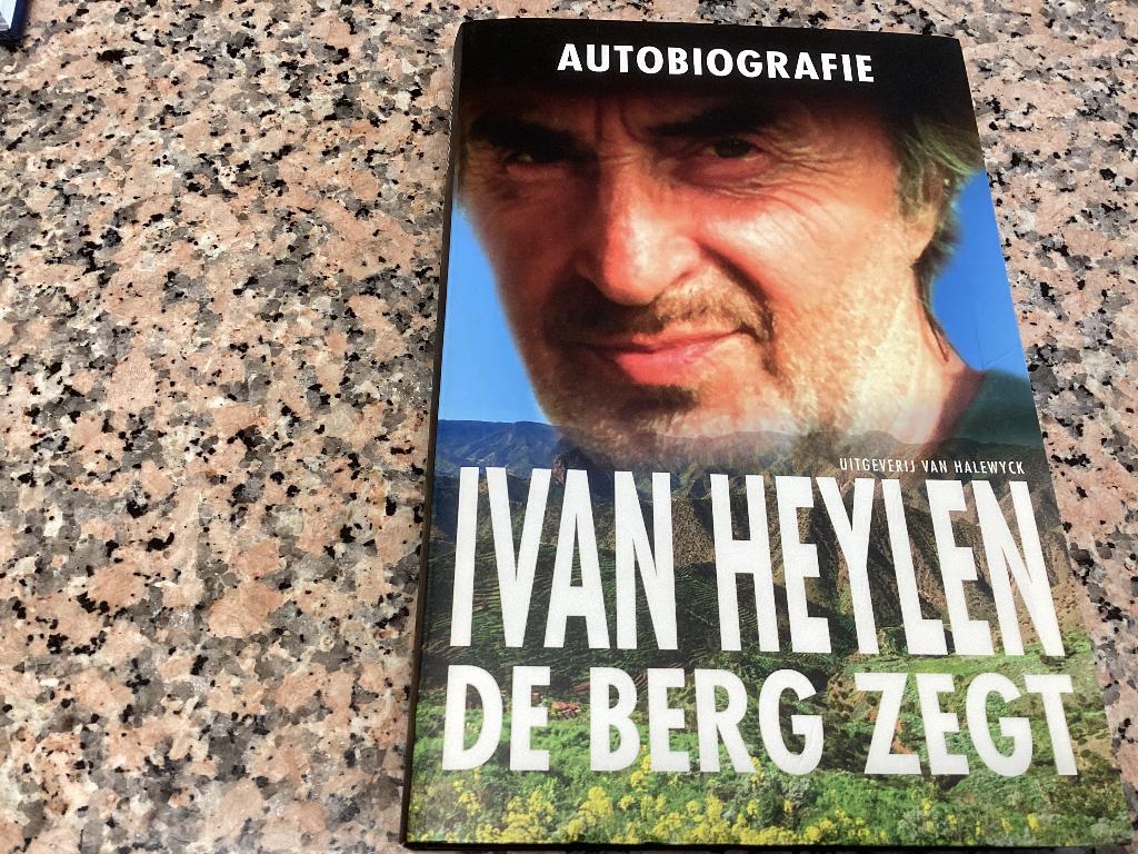 IVAN HEYLEN. De berg zegt. Autobiografie, Ophalen of Verzenden, Gelezen, Film, Tv en Media