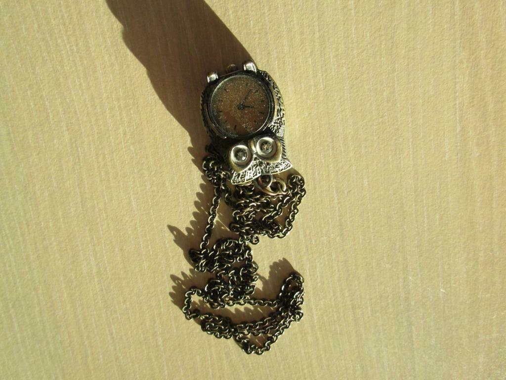 Lange ketting met een horloge als hanger, Ophalen, Gebruikt, Overige materialen, Met hanger