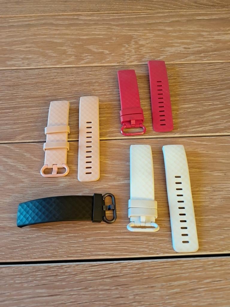Set van 3 bandjes voor Fitbit 3-horloge, Ophalen of Verzenden, Gebruikt, Rood, Kunststof of Plastic