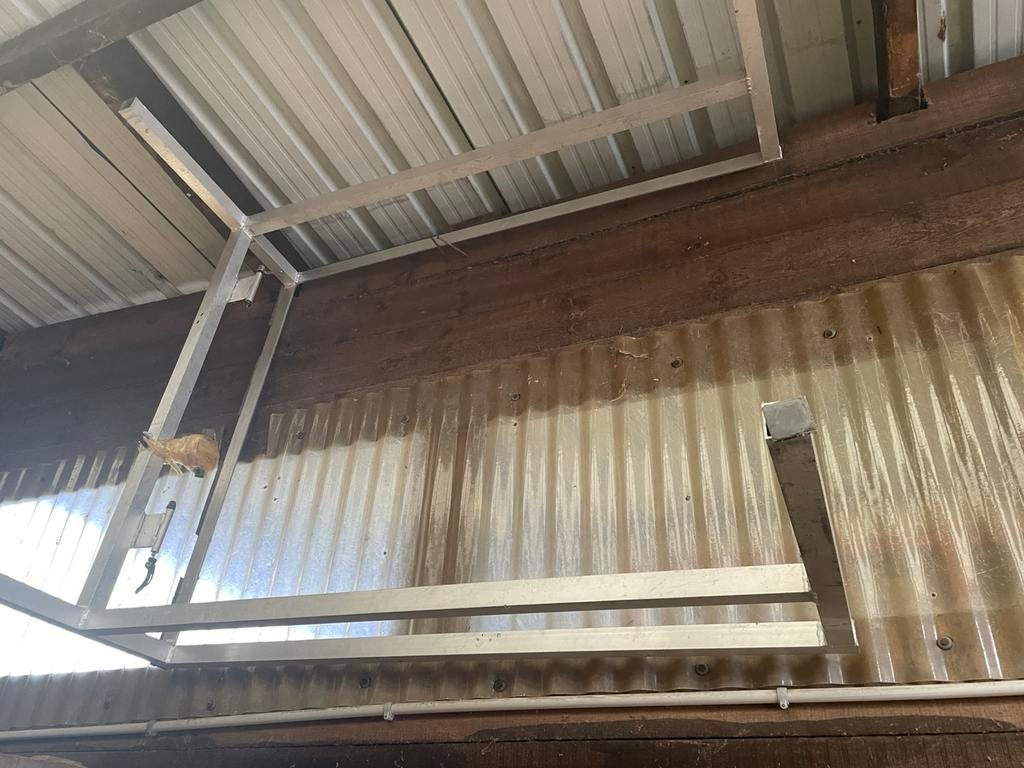 Aluminium rek om in koffer van vito viano te zetten., Ophalen