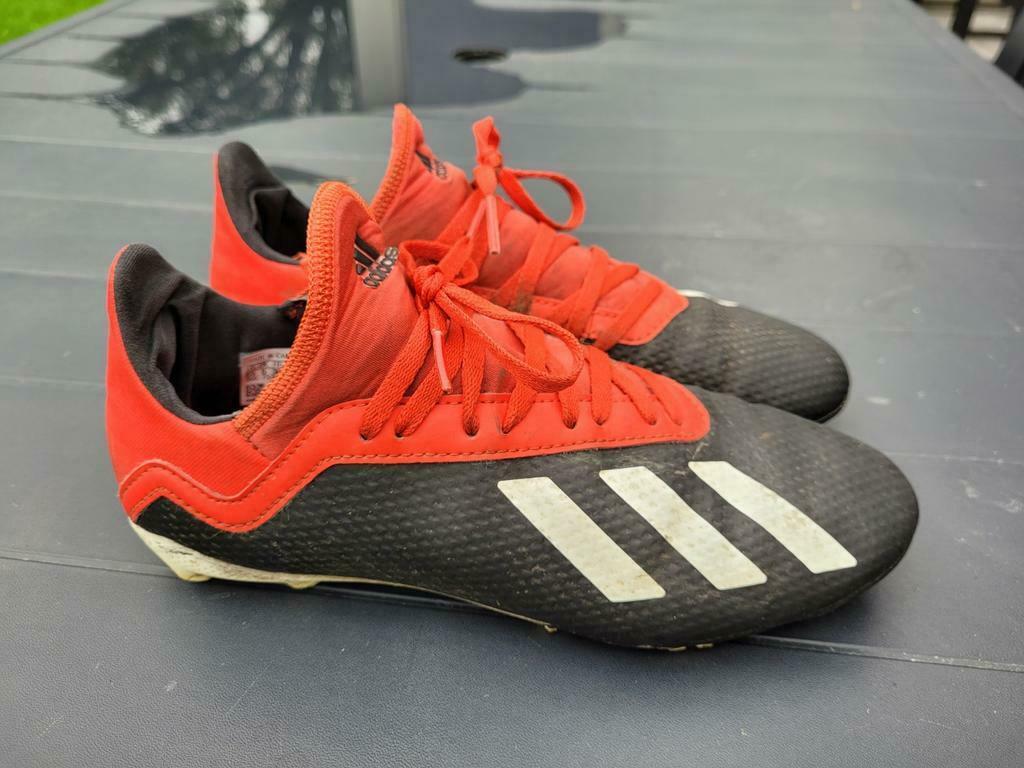 Voetbalschoenen Adidas - maat 38, Ophalen of Verzenden, Zo goed als nieuw