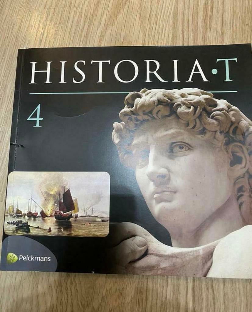 Historia. 4, Boeken, Ophalen of Verzenden, Zo goed als nieuw