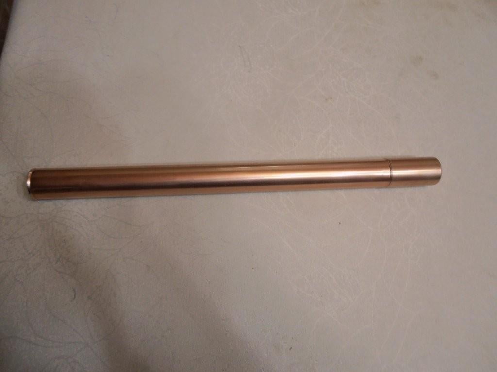 Metalen koker voor breinaalden / haakpennen, Hobby en Vrije tijd, Breien en Haken, Ophalen, Zo goed als nieuw