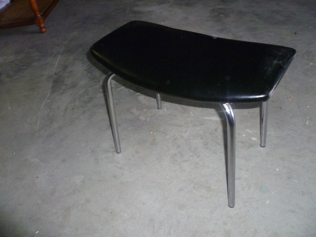 VINTAGE BANKJE MET CROMEEPOTEN, Ophalen