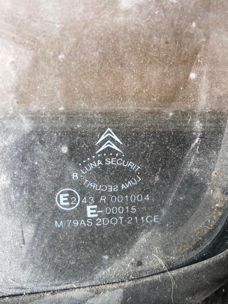 Citroën C15 zijruiten bagageruimte ., Ophalen of Verzenden, Gebruikt, Achter, Citroën