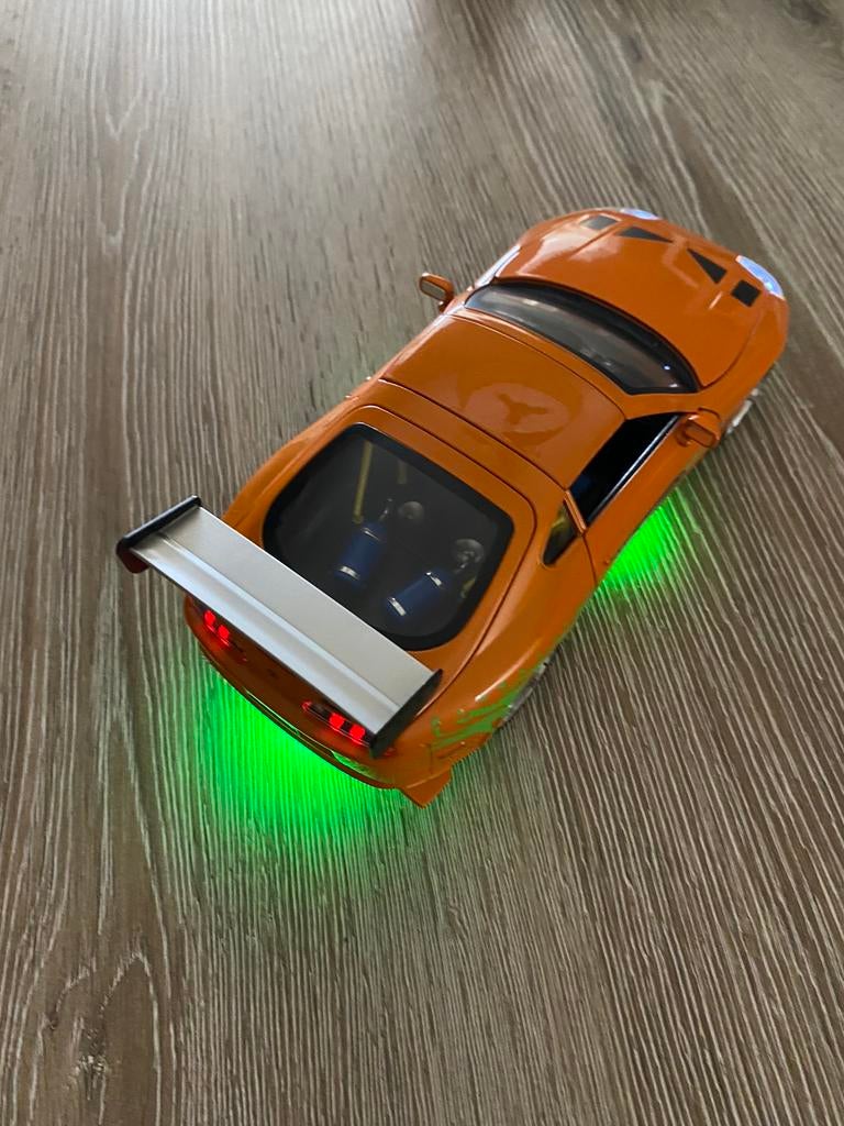 Toyota supra mk4 1:18 fast & furious met led verlichting, Enlèvement, Comme neuf