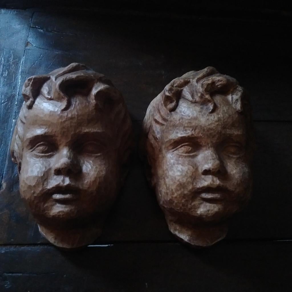 2  antieke kinderhoofdjes ceracast, Verzenden