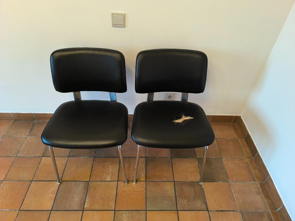Twee stoelen, Antiek en Kunst, Antiek | Meubels | Stoelen en Sofa's, Ophalen