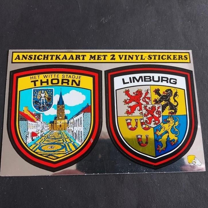 Postkaart met 2 vinyl- stickers, Verzamelen, Stickers, Ophalen of Verzenden