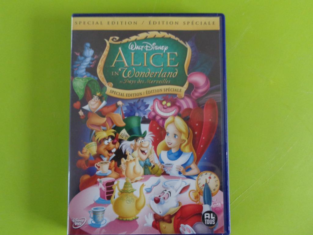 DVD Disney  Alice au Pays des merveilles  - édition spéciale, Gebruikt, Tekenfilm, Ophalen of Verzenden, Alle leeftijden