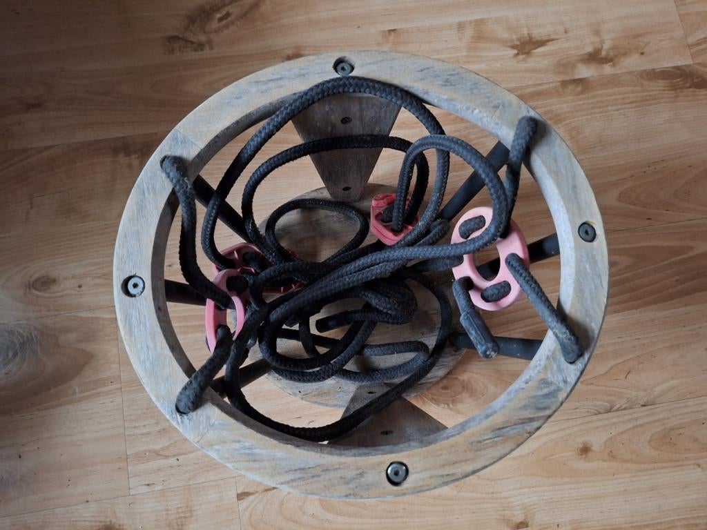 Houten schommel voor binnen of buiten., Enlèvement, Utilisé, Balançoire