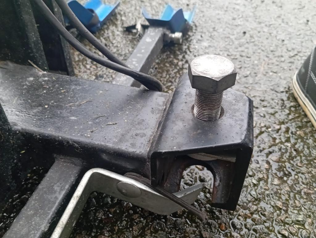 Porte vélos, 2 vélos, Utilisé, Support d'attelage