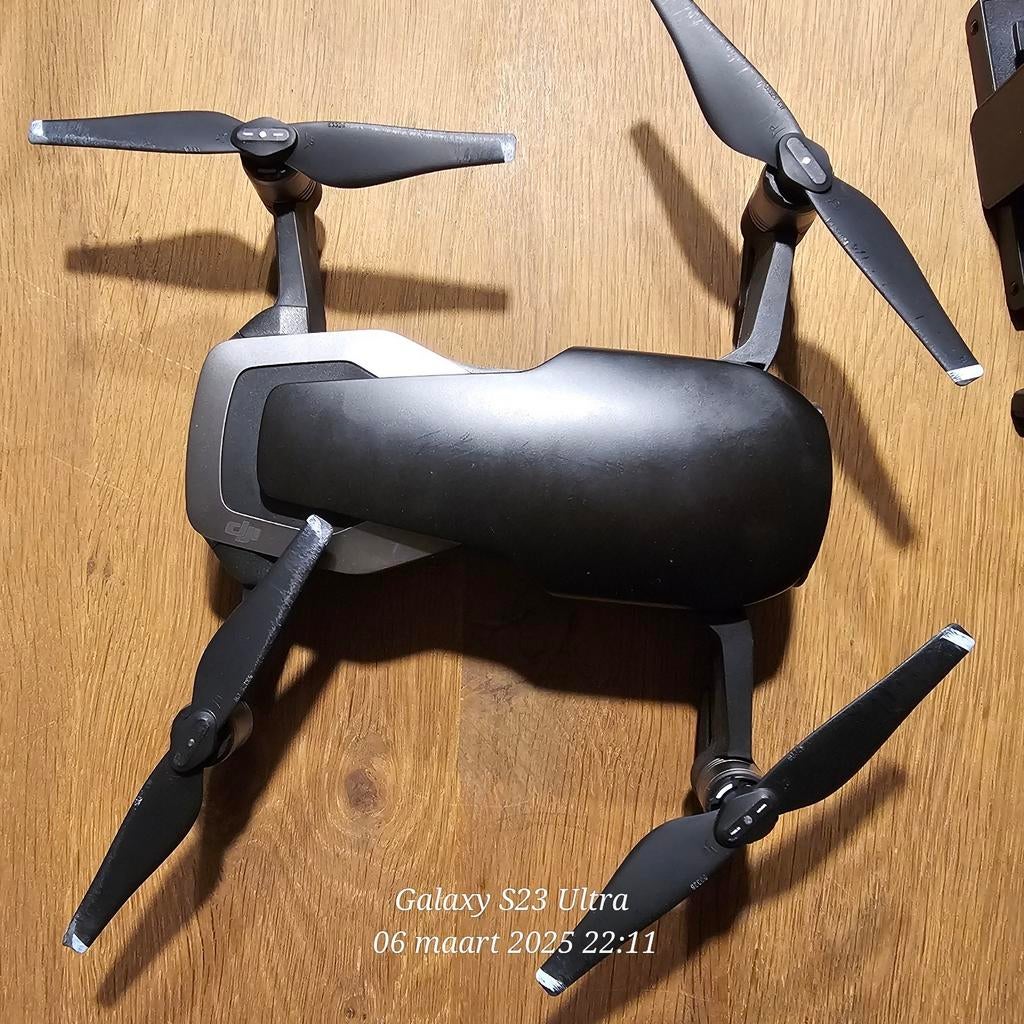 À vendre ensemble combiné DJI Mavic Air., Enlèvement ou Envoi, Comme neuf