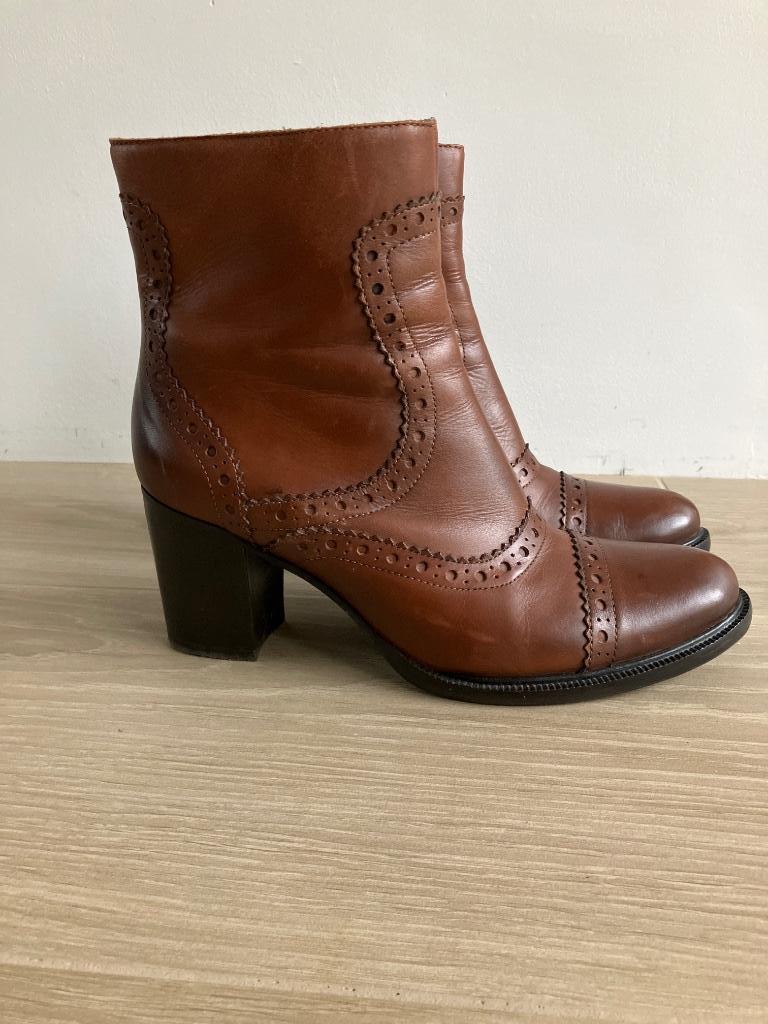 Prachtige leder schoenen Hampton Bays, maat 40, Enlèvement ou Envoi, Chaussures à haut talons, Comme neuf, Brun