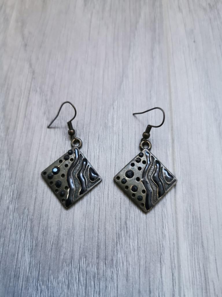Metalen oorbellen, Bijoux, Sacs & Beauté, Boucles d'oreilles, Gris, Enlèvement ou Envoi, Utilisé, Pendantes
