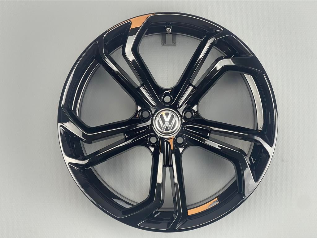 VW golf GTI TCR REIFNITZ GTI TCR velgen blackgloss, Neuf, Enlèvement ou Envoi, Véhicule de tourisme, 18 pouces