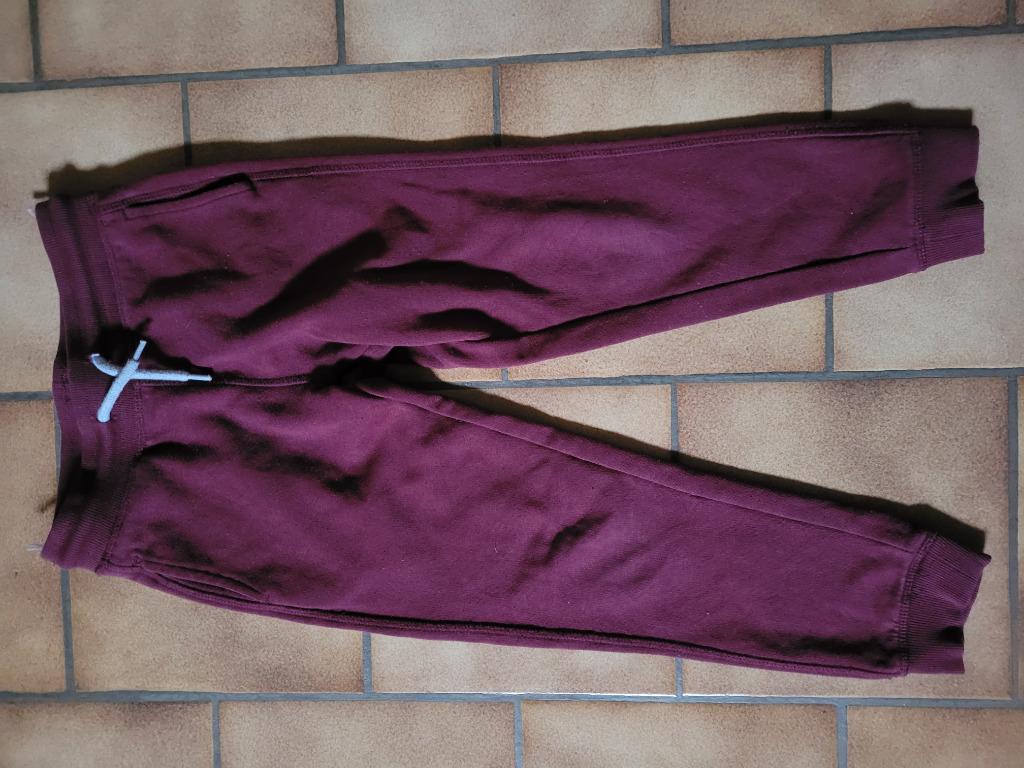 jogging jongen maat 122, Ophalen of Verzenden, Gebruikt, Jongen, Sport- of Zwemkleding