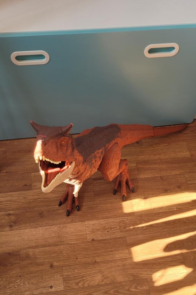 Figurine xxl Carnotaurus Toro Super Colossal Jurassic World, Enlèvement, Comme neuf