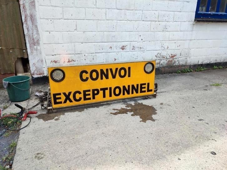 Barre de signalisation Convoi Exceptionnel -, Enlèvement ou Envoi, Utilisé