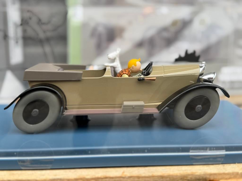 Tintin voiture Tintin Mercedes, Enlèvement ou Envoi, Tintin, Comme neuf, Statue ou Figurine