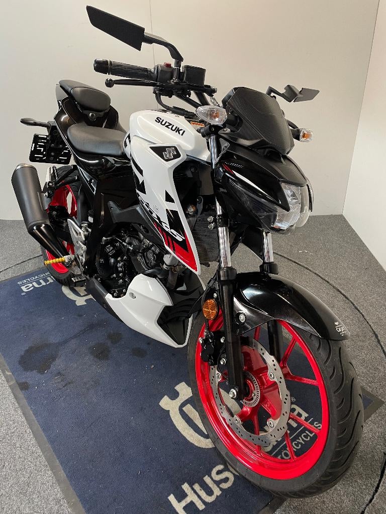 Suzuki GSX -125 S MY'22 ref. LS 3274, Bedrijf, 125 cc, 11 kW of minder, 1 cilinder