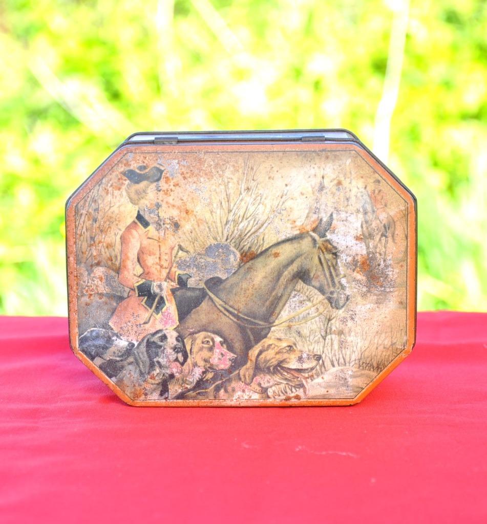 boite en fer vintage sirop pomono decor chasse, Collections, Boîte en métal, Enlèvement ou Envoi, Utilisé, Autre, Autres marques