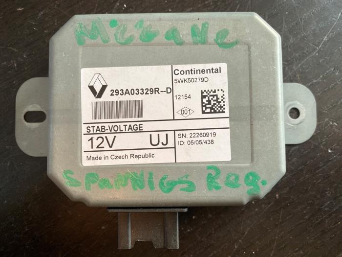 Régulateur de tension d'un Renault Megane, Enlèvement ou Envoi, 3 mois de garantie, Utilisé, Renault