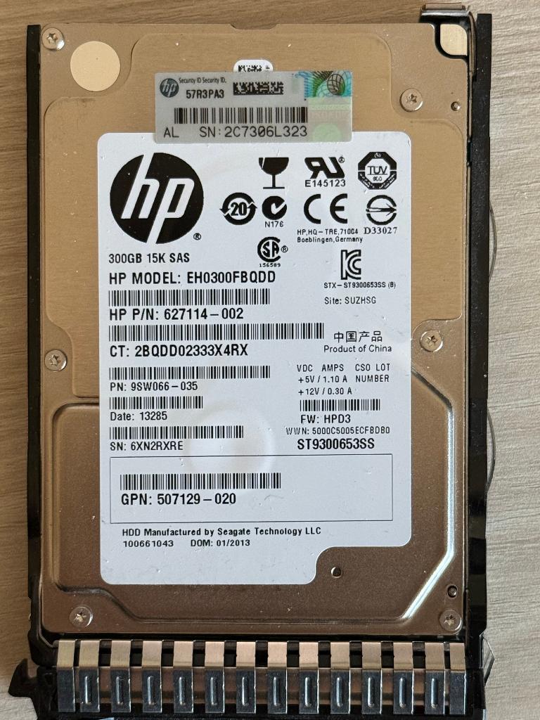 1x HP SAS HDD 300GB 15K 627114-002 EH0300FBQDD, Computers en Software, Harde schijven, Intern, Gebruikt, SAS, Server