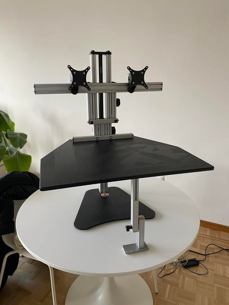 Zit sta bureau converter (sit stand desktop converter), Enlèvement, Réglable en hauteur, Utilisé