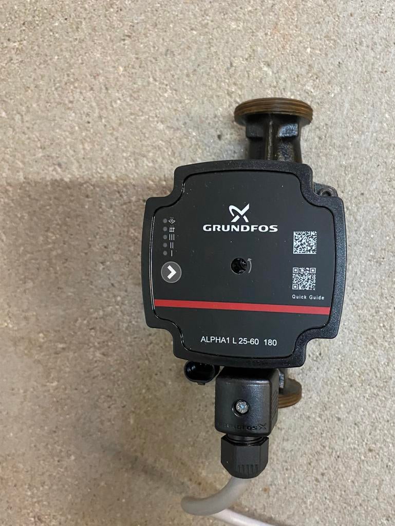 Pompe de circulation Grundfos, Enlèvement ou Envoi, Comme neuf