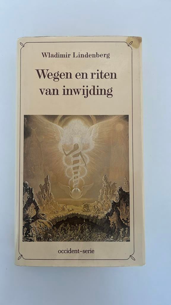 Wladimir Lindenberg Wegen en riten van inwijding, Boeken, Ophalen of Verzenden, Zo goed als nieuw