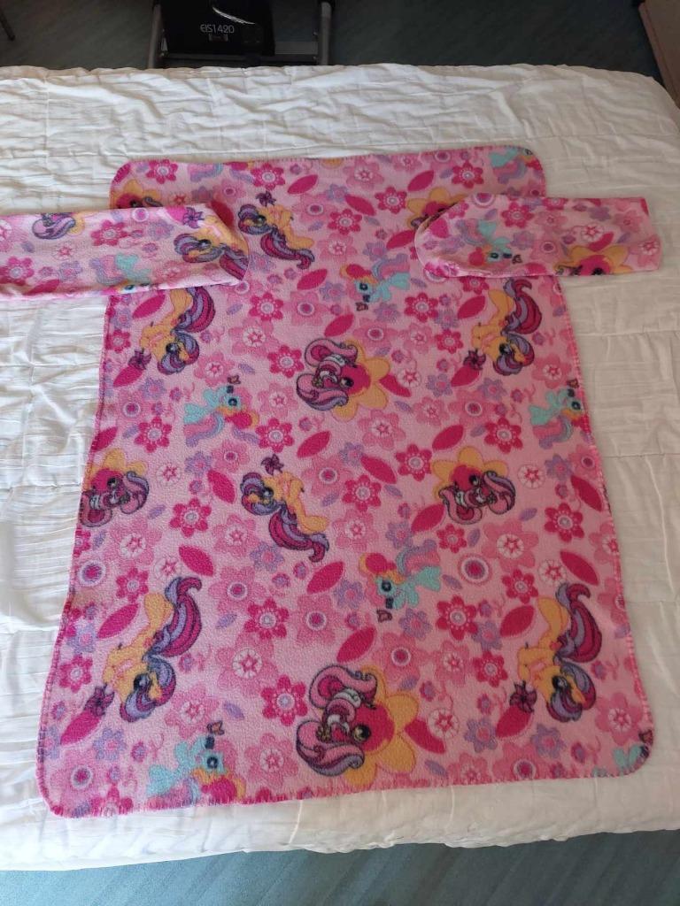 Plaid doux à manches de My Little Pony. Taille unique, Enlèvement, Utilisé