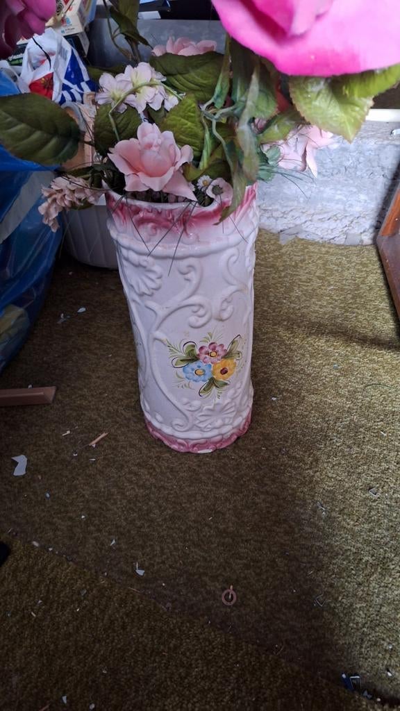 Vaas met bloemen, Ophalen