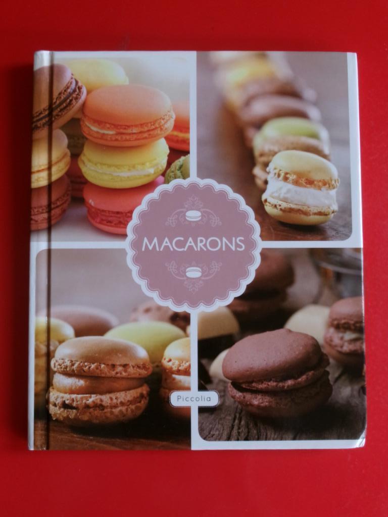 ** MACARONS ** ( Piccolia ), Boeken, Gelezen, Ophalen of Verzenden, Taart, Gebak en Desserts, Frankrijk