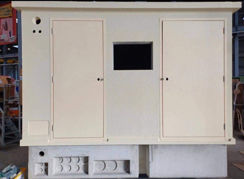 Poste prefabrique vide