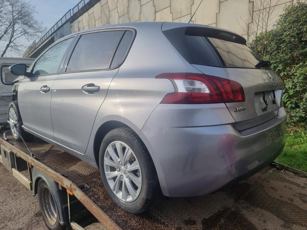 Peugeot 308 Style 2017 à vendre en pièces, Enlèvement ou Envoi, Peugeot