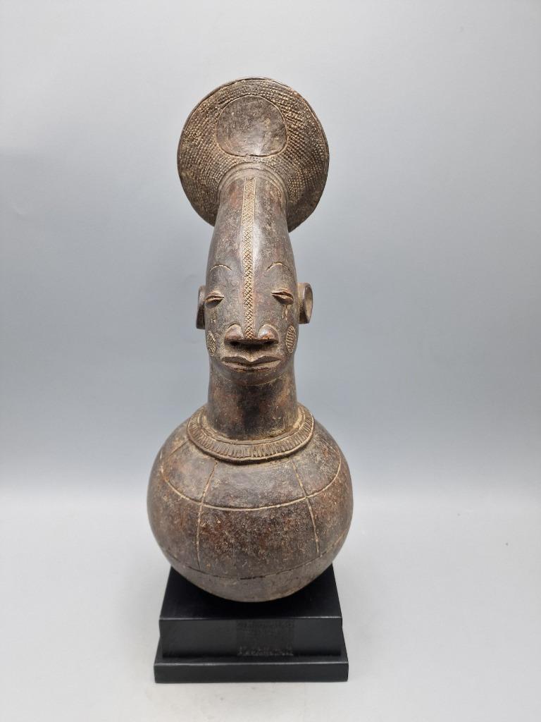 Stopzetting collectie - Grote Mangbetu in terracotta - DRC, Antiek en Kunst, Ophalen of Verzenden