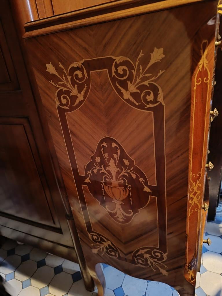Antieke commode kast, Ophalen