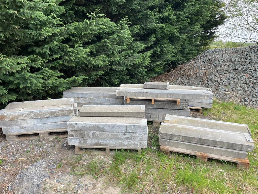 Arduinen raamdorpels, Jardin & Terrasse, Traverses & Bordures, Enlèvement, Utilisé, Pierre naturelle